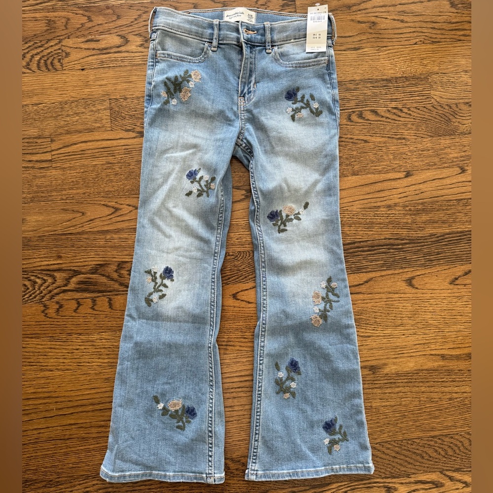 Abercrombie Kids Flare jeans size 9/10